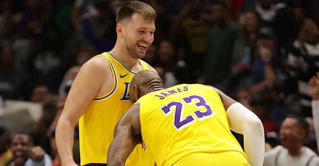 雷迪克谈东契奇神奇三分：他说正常的球他都进不了